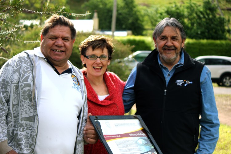 Ray Marks, Ange Newton & Wayne Bell launch Indigenous Heritage River Walk